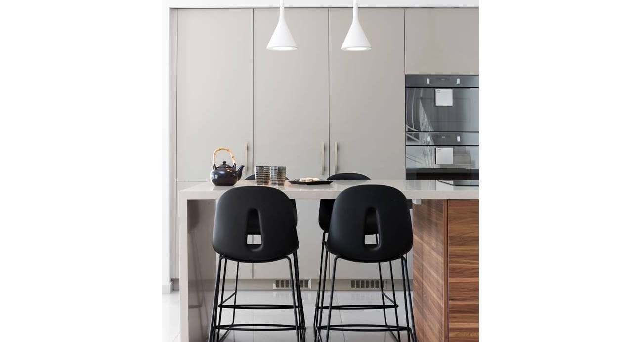 Chairs & More