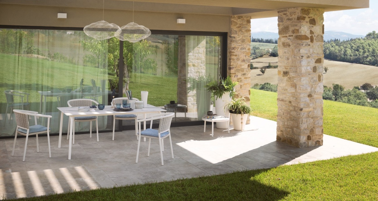 Roberti Rattan